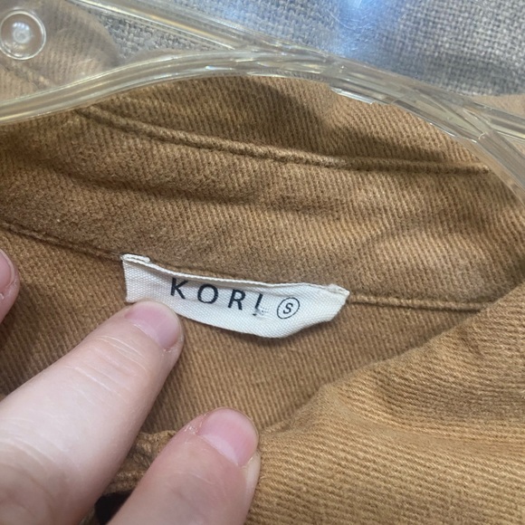 Kori Tan Shirt/jacket with White Text - Picture 4 of 5